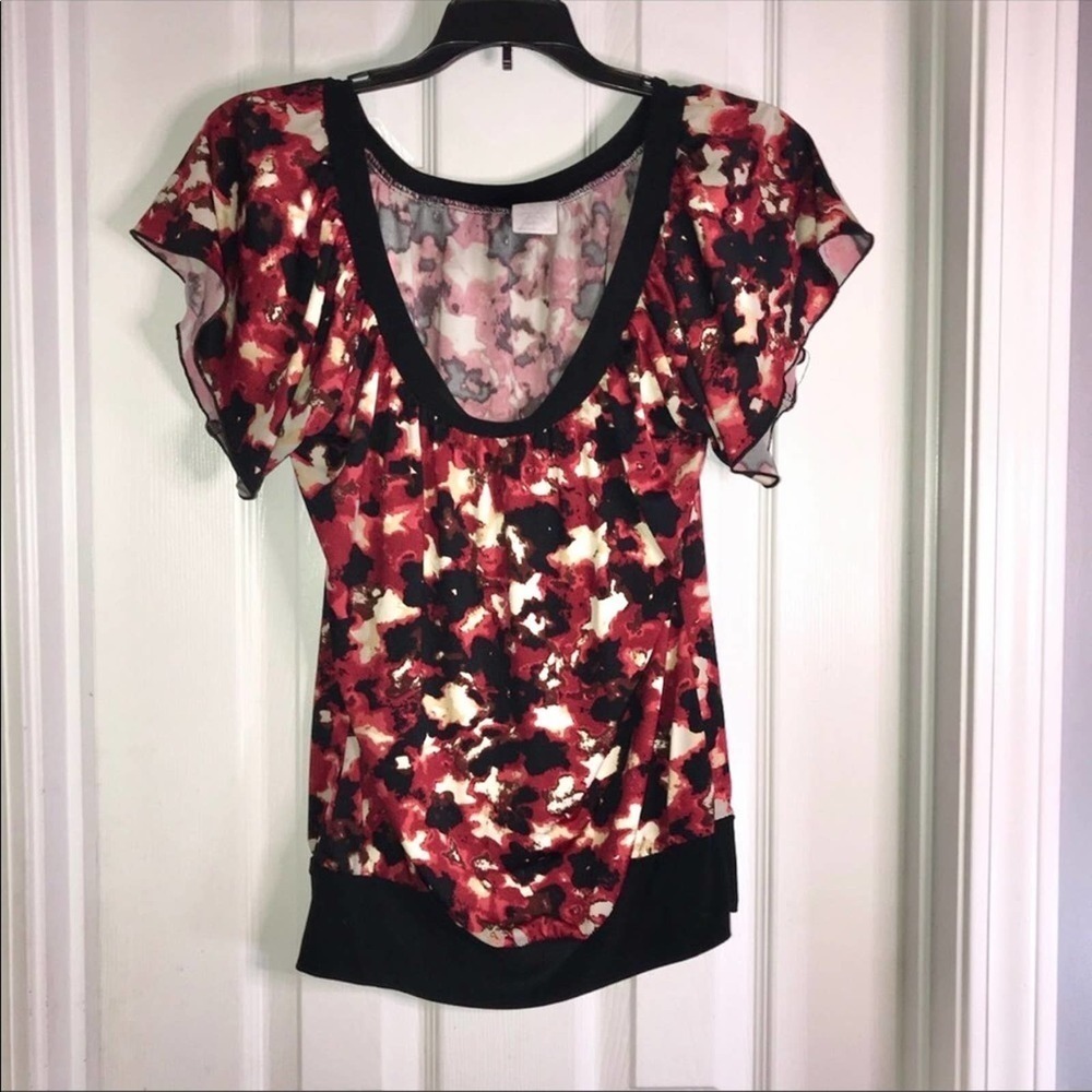 Wrapper Red and Black Scoop Neck Blouse